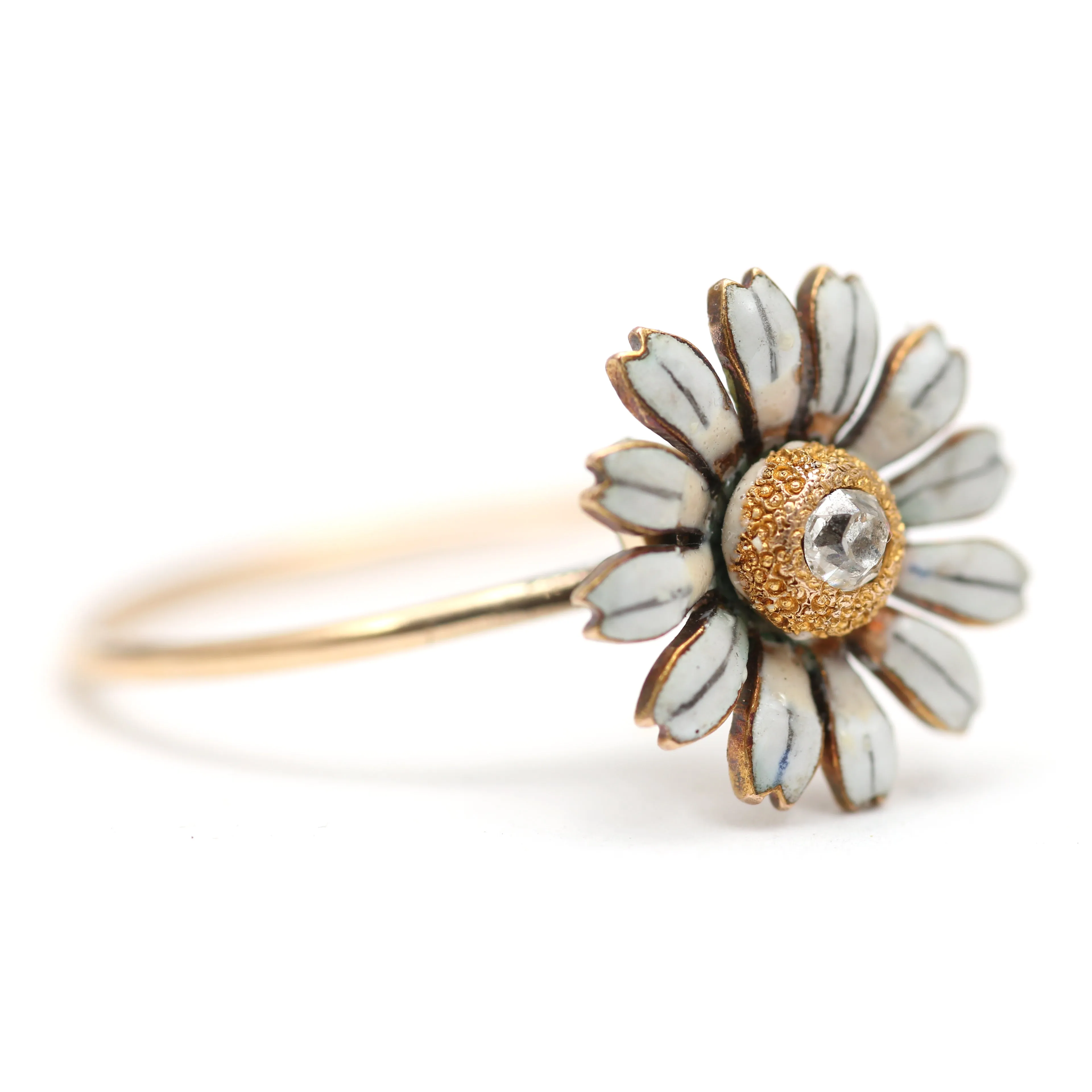 14k Diamond Daisy Ring