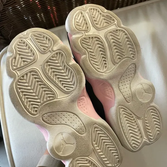 Air Jordan Toddler Girls 11.5C Basketball Shoe