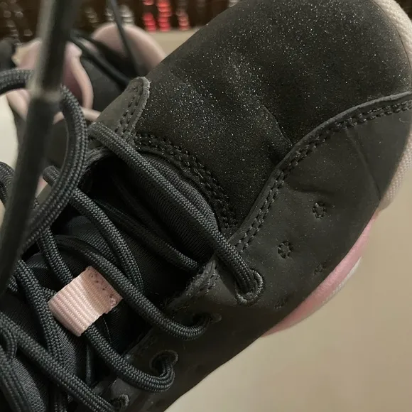 Air Jordan Toddler Girls 11.5C Basketball Shoe