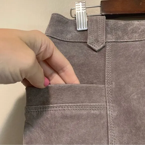 Blank NYC grey suede snap mini skirt size 30