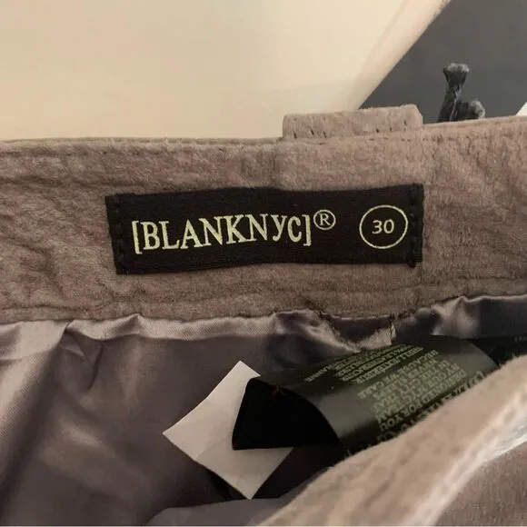 Blank NYC grey suede snap mini skirt size 30