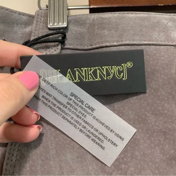 Blank NYC grey suede snap mini skirt size 30