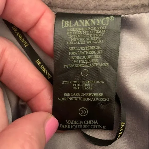 Blank NYC grey suede snap mini skirt size 30