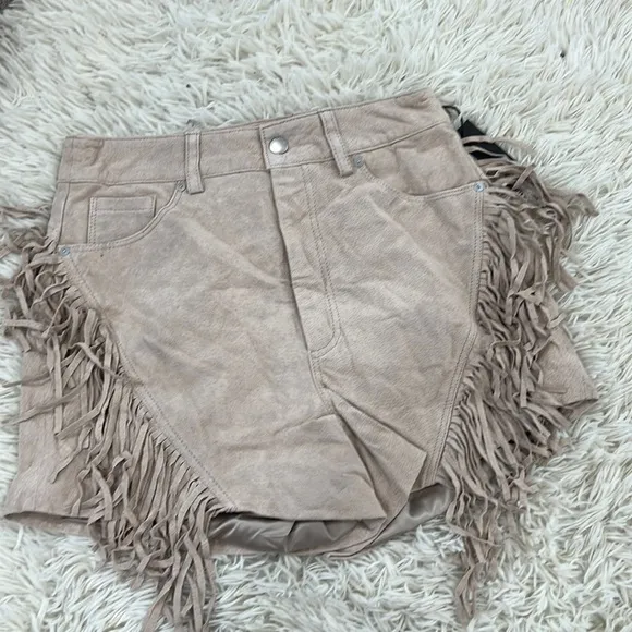 BLANKNYC Suede leather Fringe Short in Beach Walk