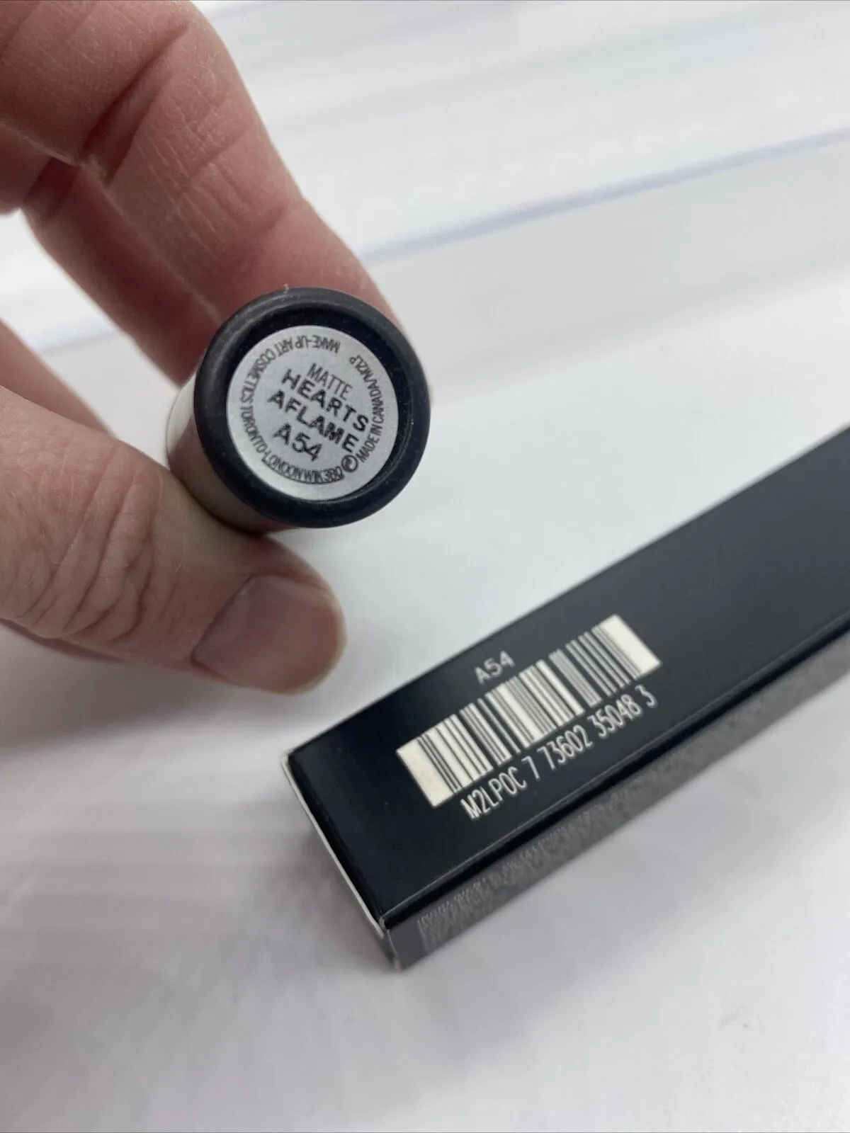 BNIB MAC Hearts Aflame Matte Lipstick Limited Edition w/receipt