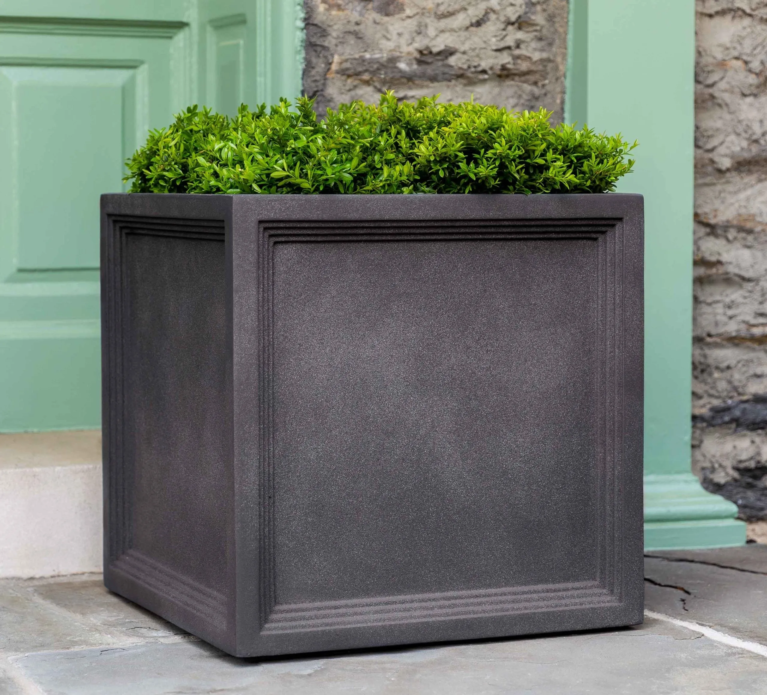 Campania Sandhurst Square Planter