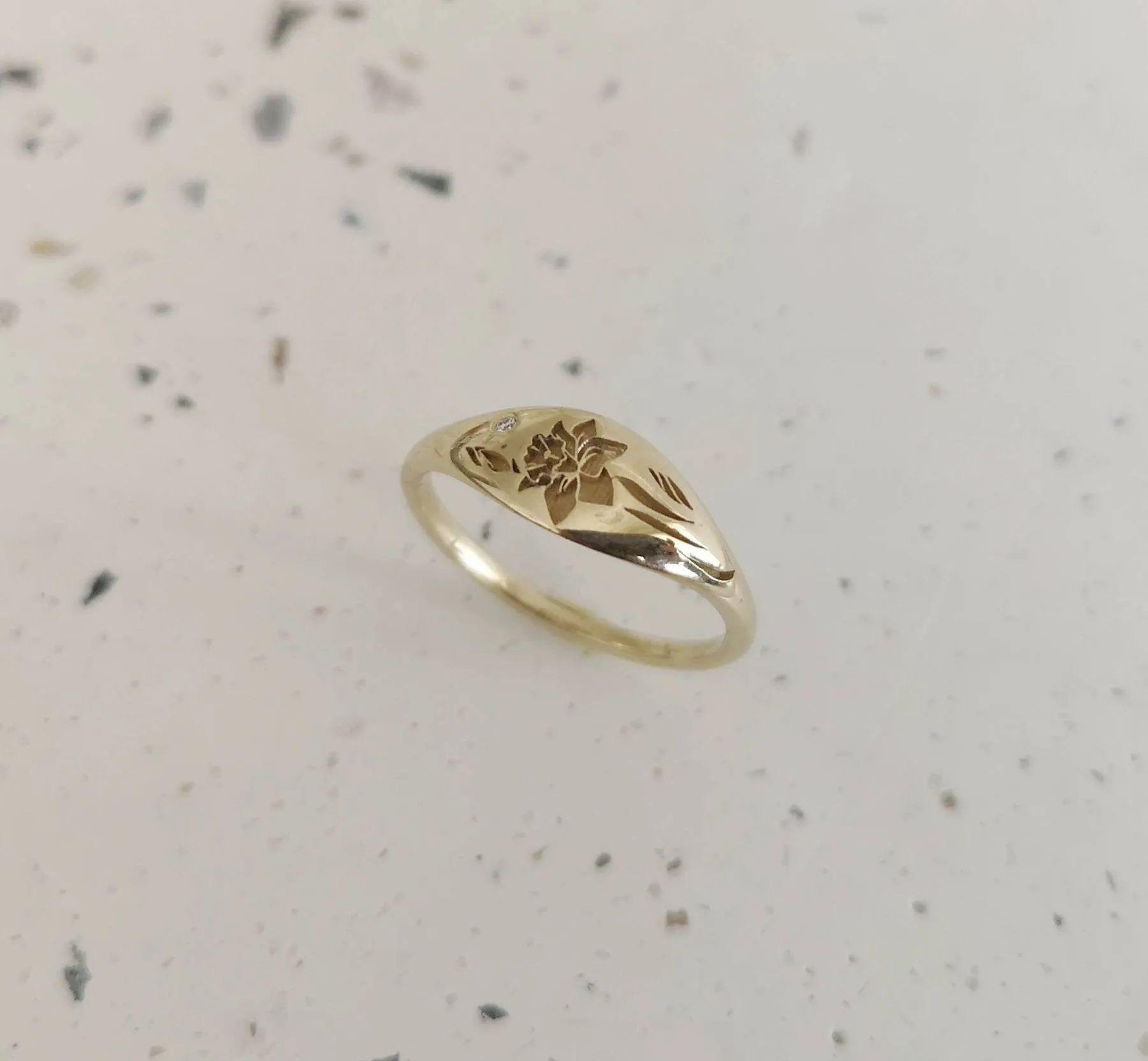 Daffodil signet ring, 14k gold floral wedding band