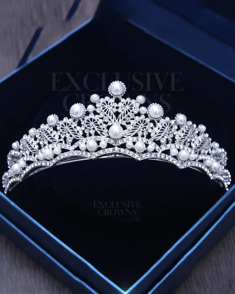 Dana Pearls & Hearts Wedding Tiara