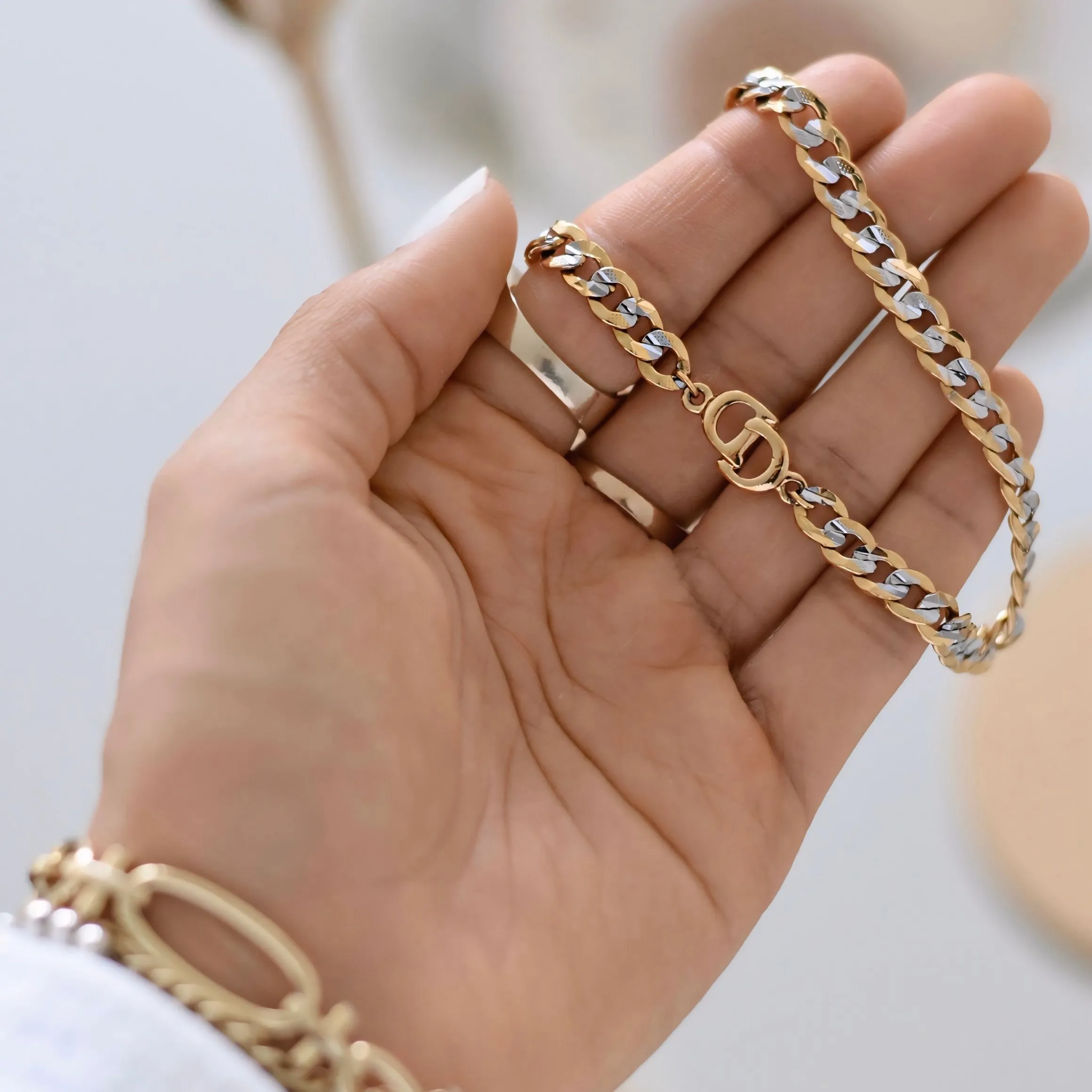 DIOR CD TWO-TONE CHOKER