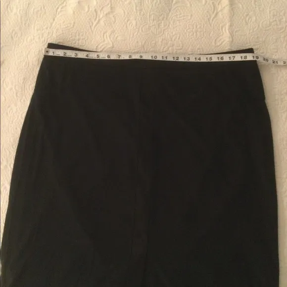 Doncaster Black Jersey Knit Skirt With Faux-Suede Trim