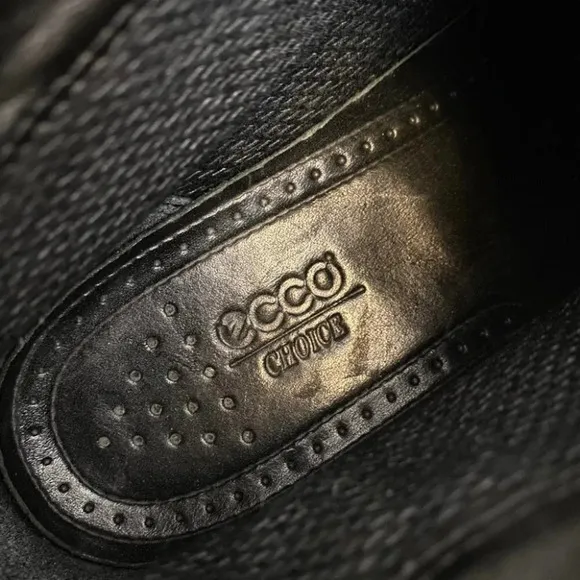 Ecco Black Soft Suede Lace Up Booties