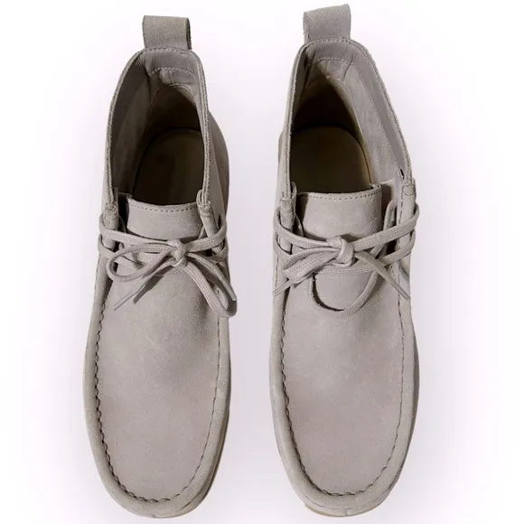 Everlane The Moc Toe Leather Chukka Desert Boot in Stone Grey Suede Like New 9