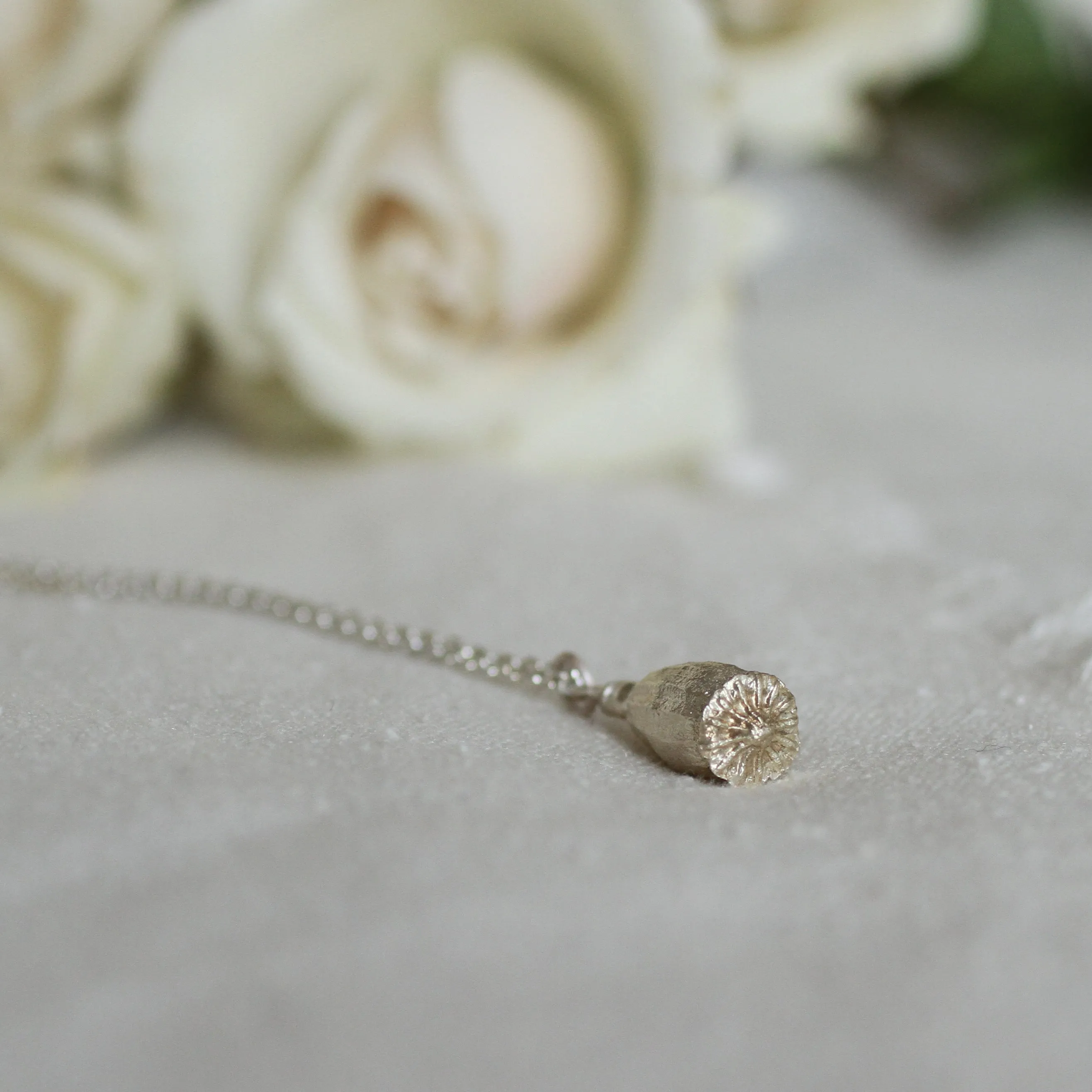 field poppy seed pod necklace