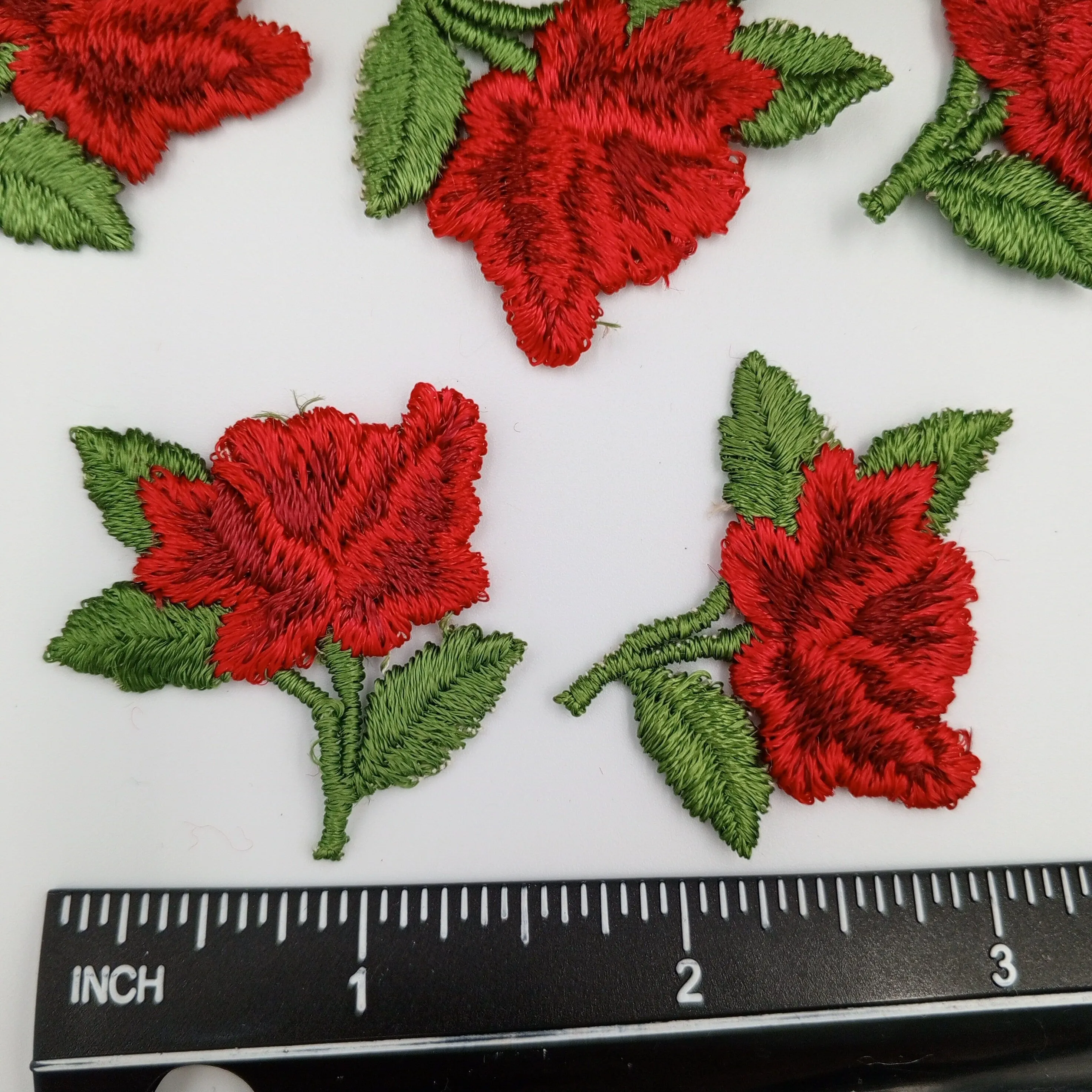 FLORAL VINTAGE applique Green Red Flower Patches #249