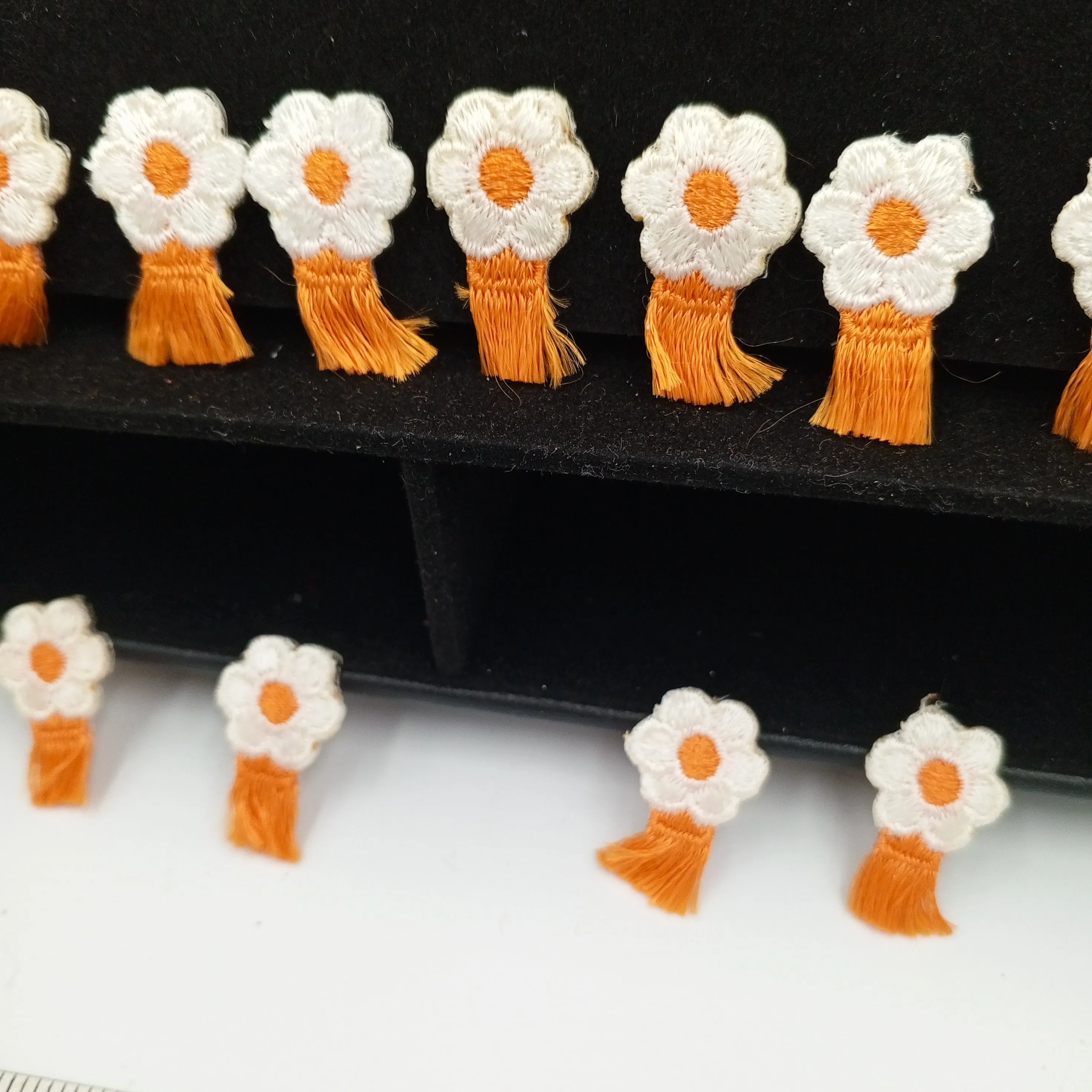 FLORAL VINTAGE applique orange fringe white flower iron on Patches #200