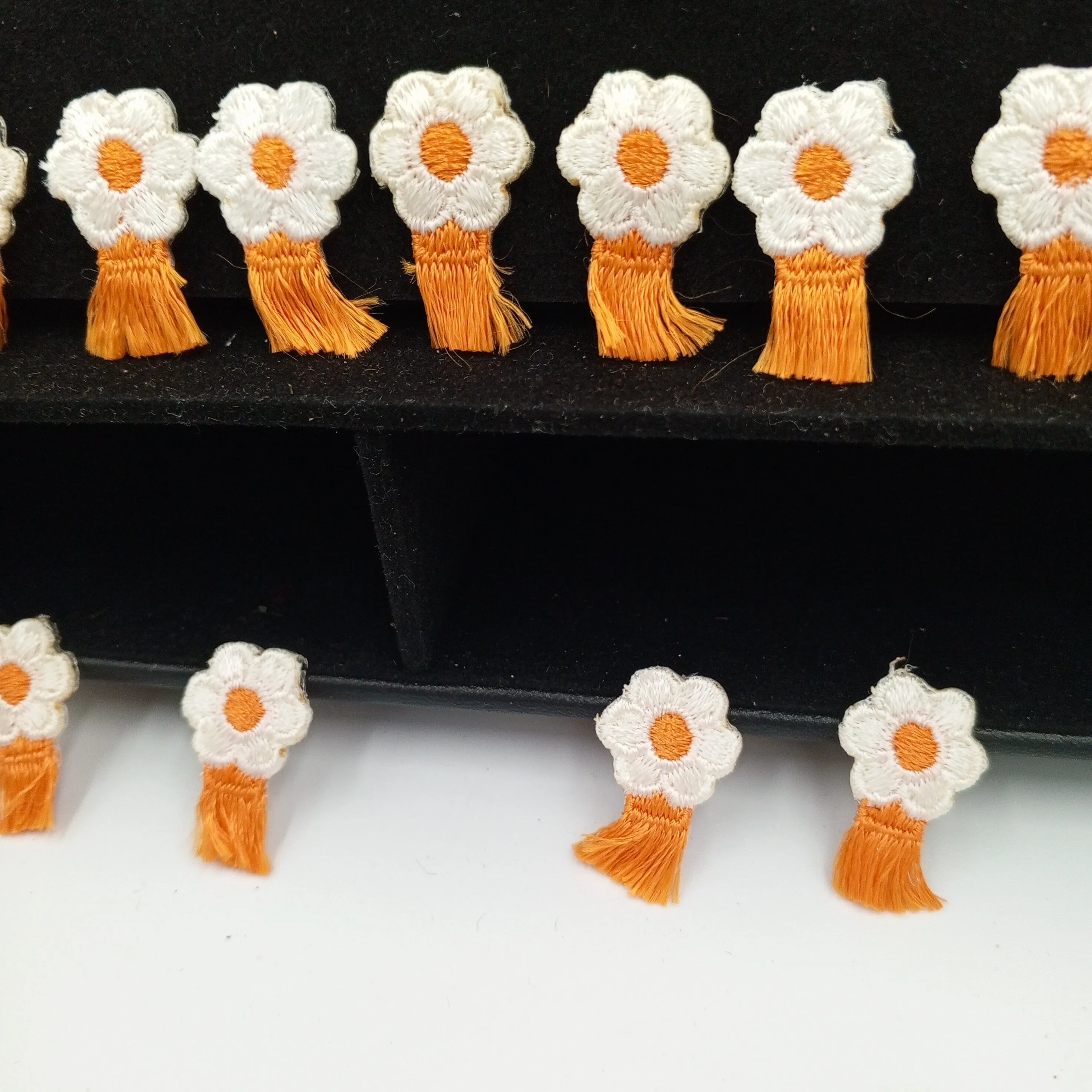 FLORAL VINTAGE applique orange fringe white flower iron on Patches #200