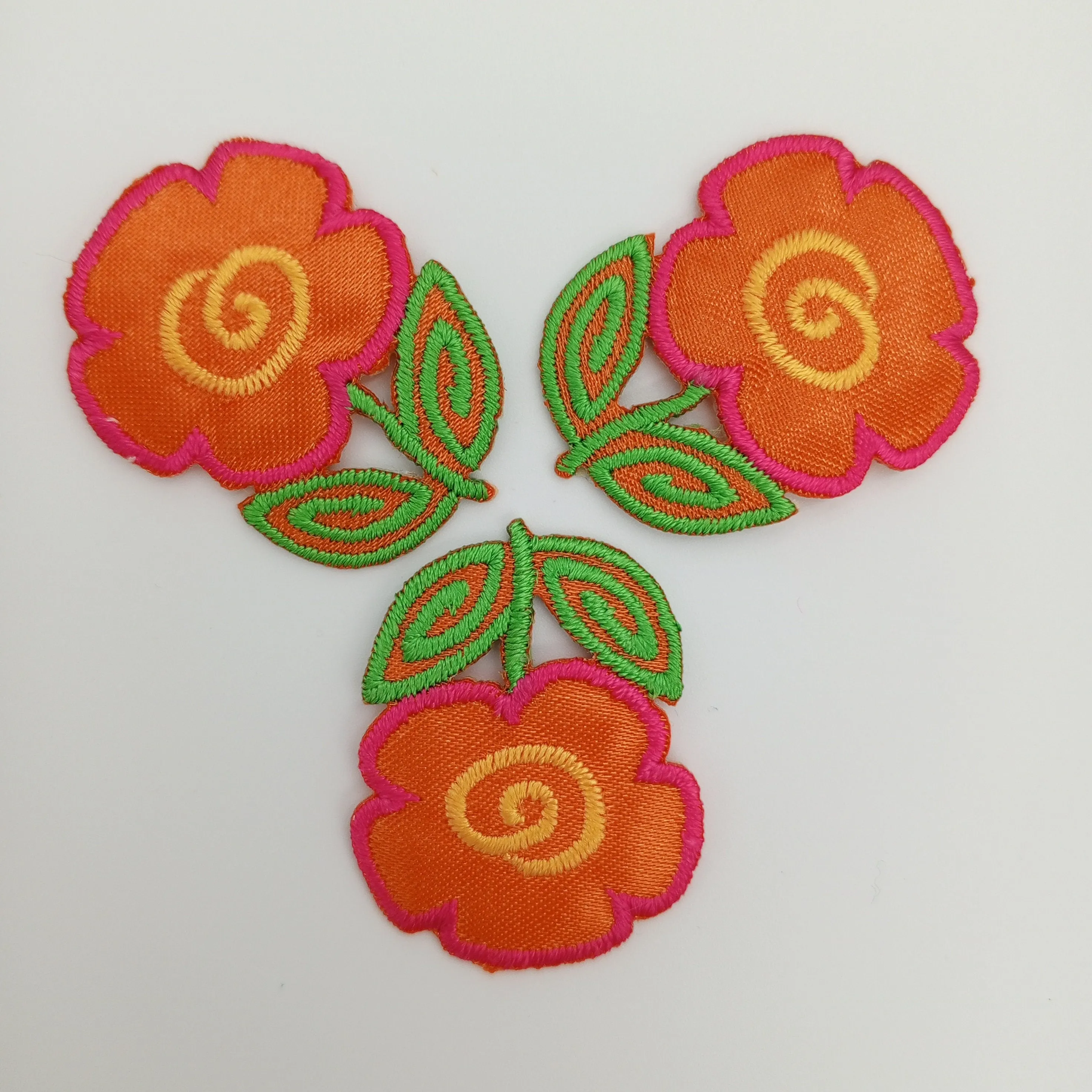 FLORAL VINTAGE applique orange yellow pink green Flower Patches #267