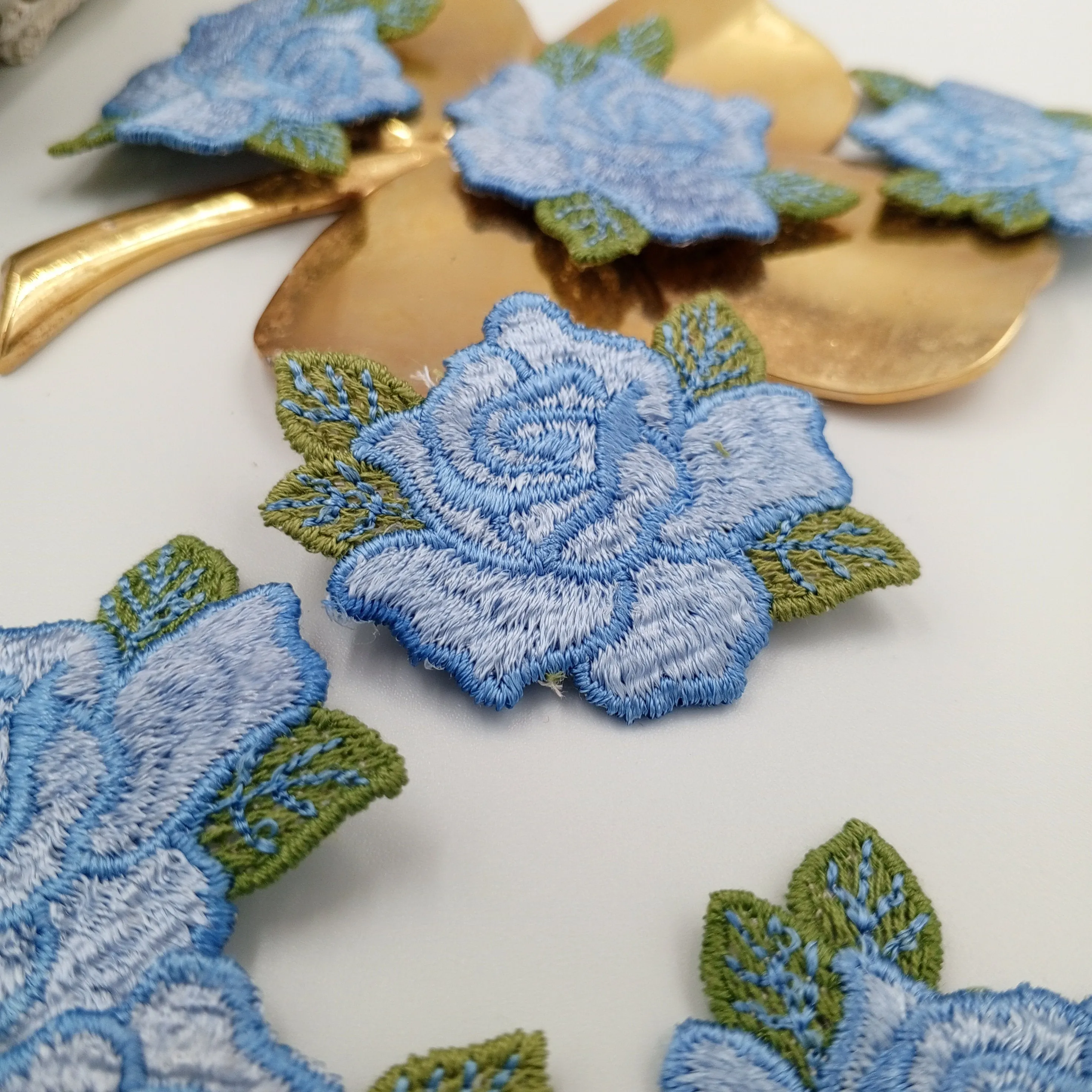 FLORAL VINTAGE appliques blue green flower Patches #243