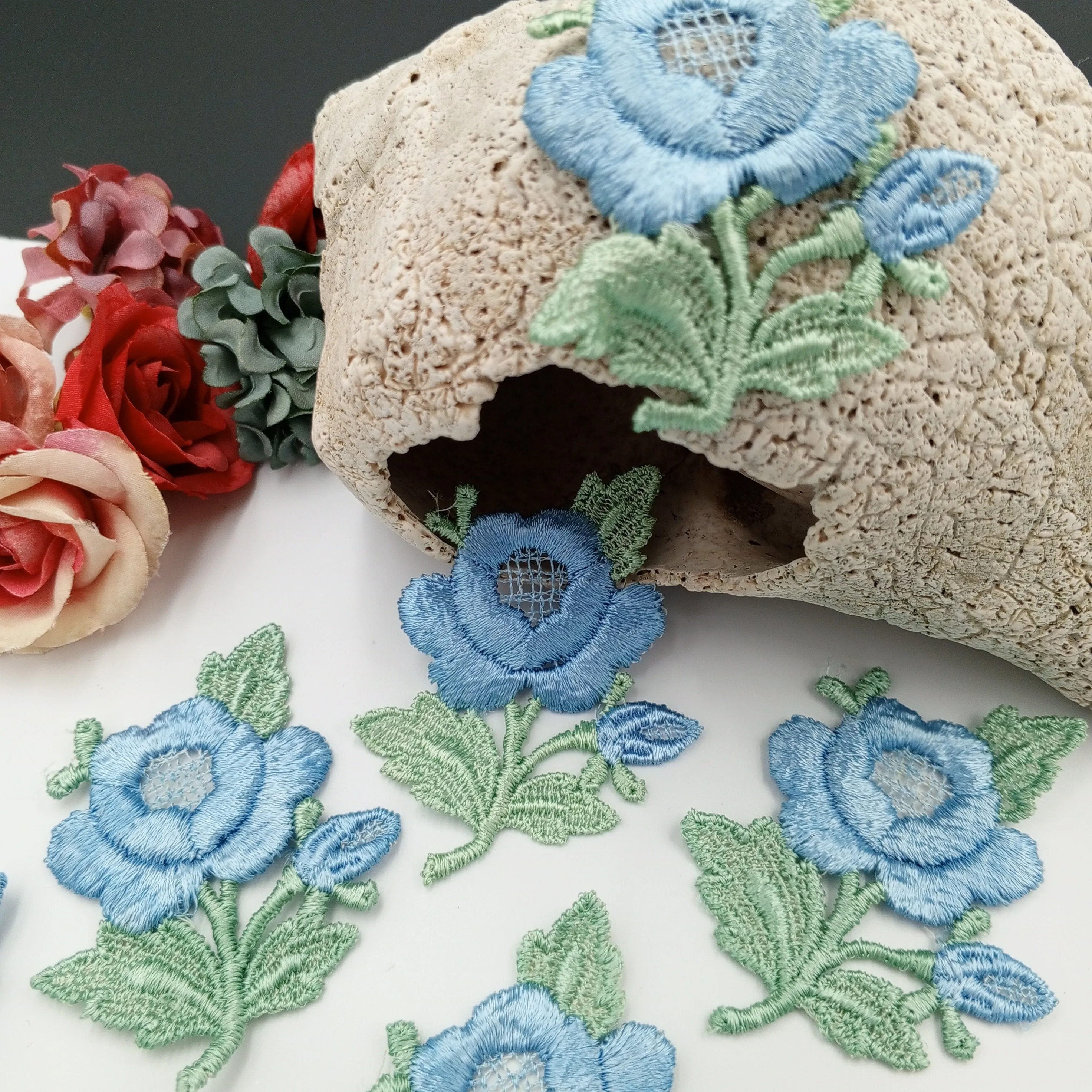 FLORAL VINTAGE appliques blue green flower Patches #252