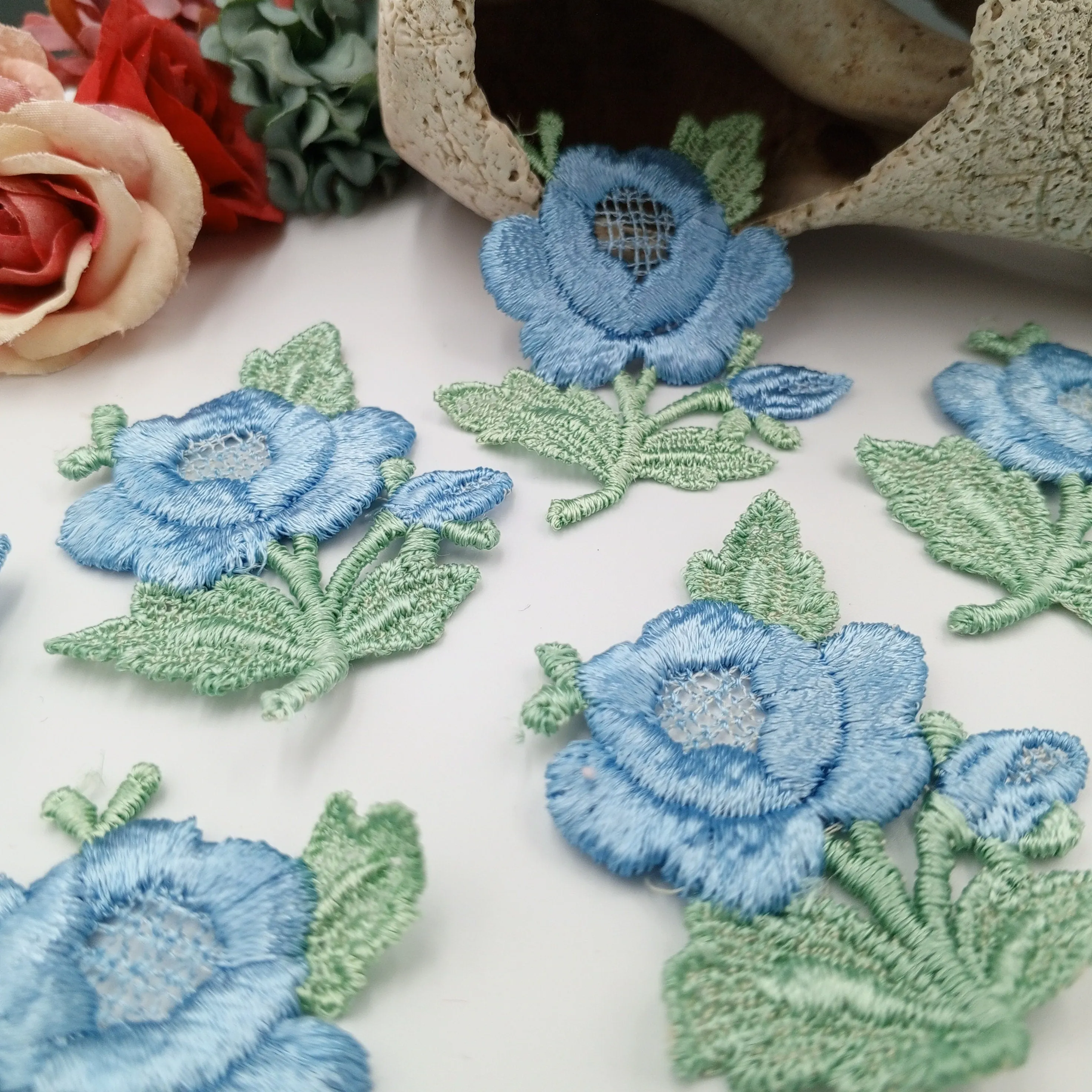 FLORAL VINTAGE appliques blue green flower Patches #252