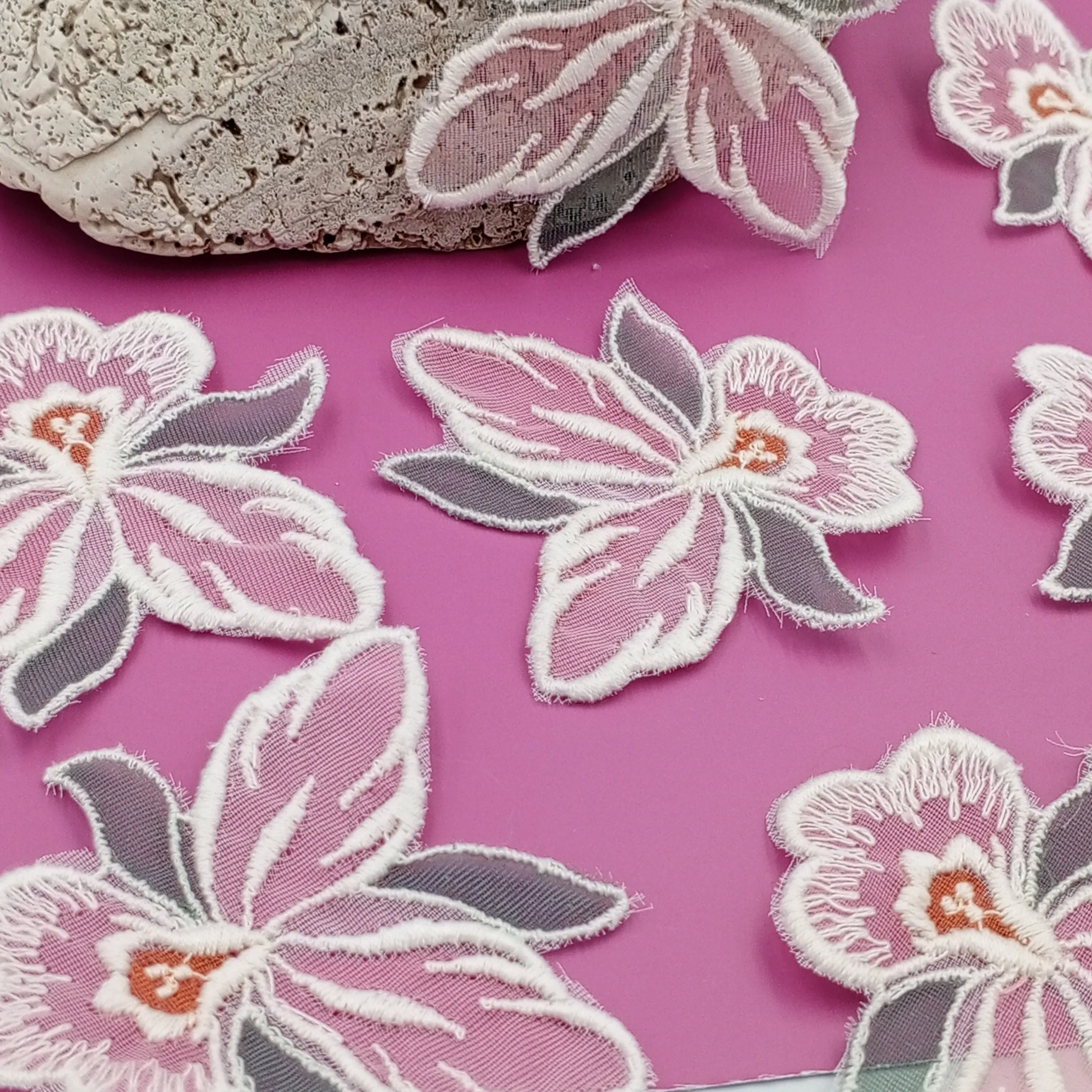 FLORAL VINTAGE appliques pink white orange green flower Patches #283
