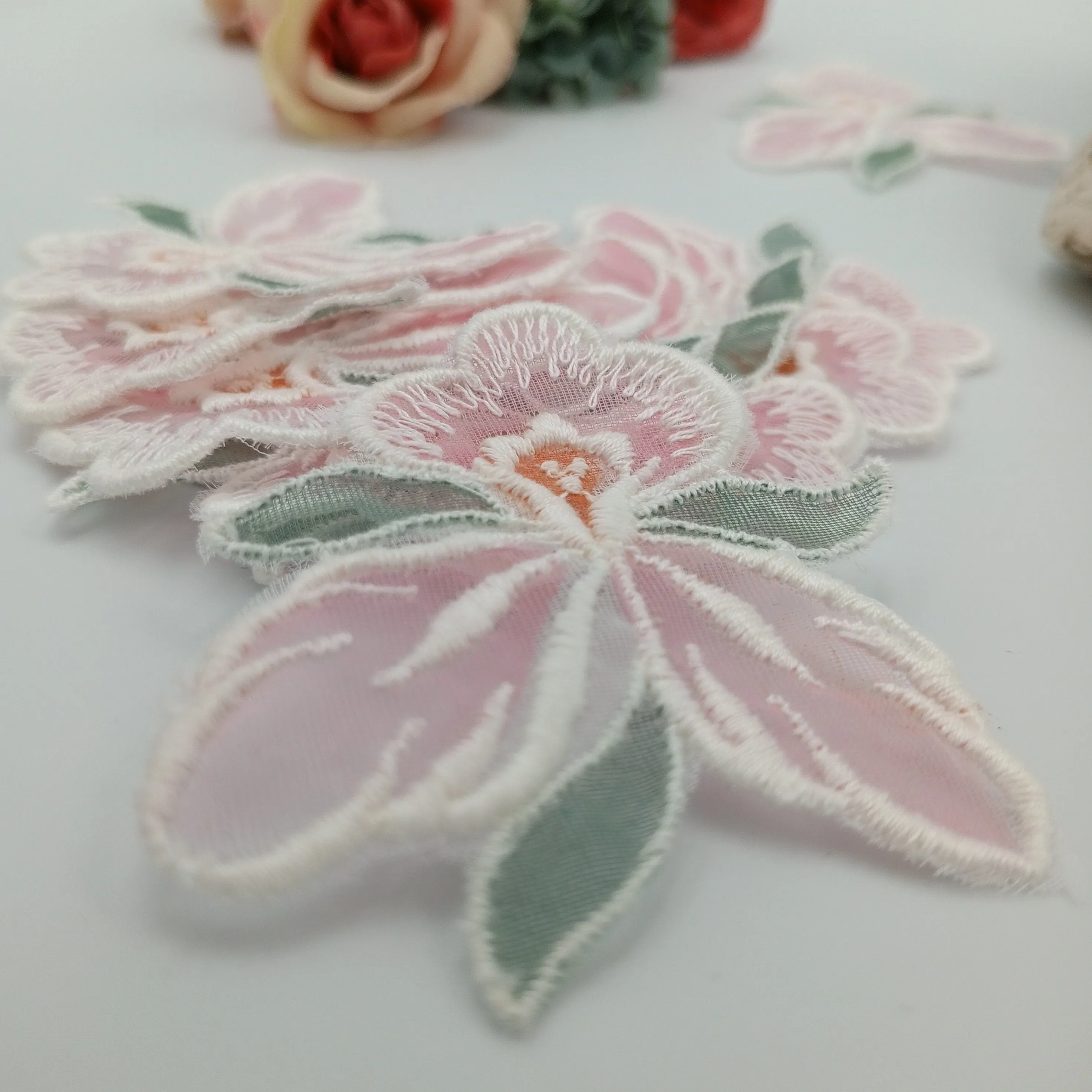 FLORAL VINTAGE appliques pink white orange green flower Patches #283