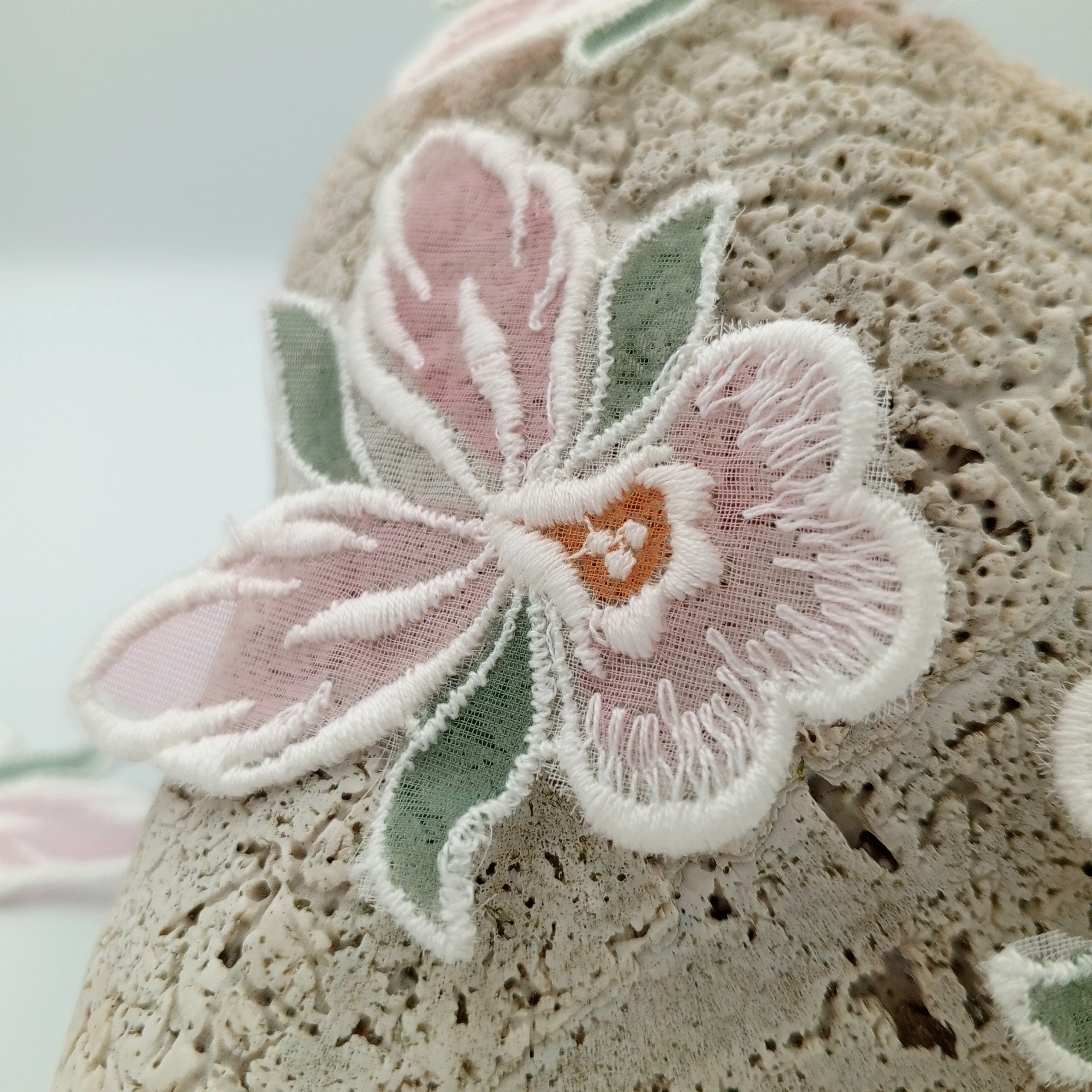 FLORAL VINTAGE appliques pink white orange green flower Patches #283