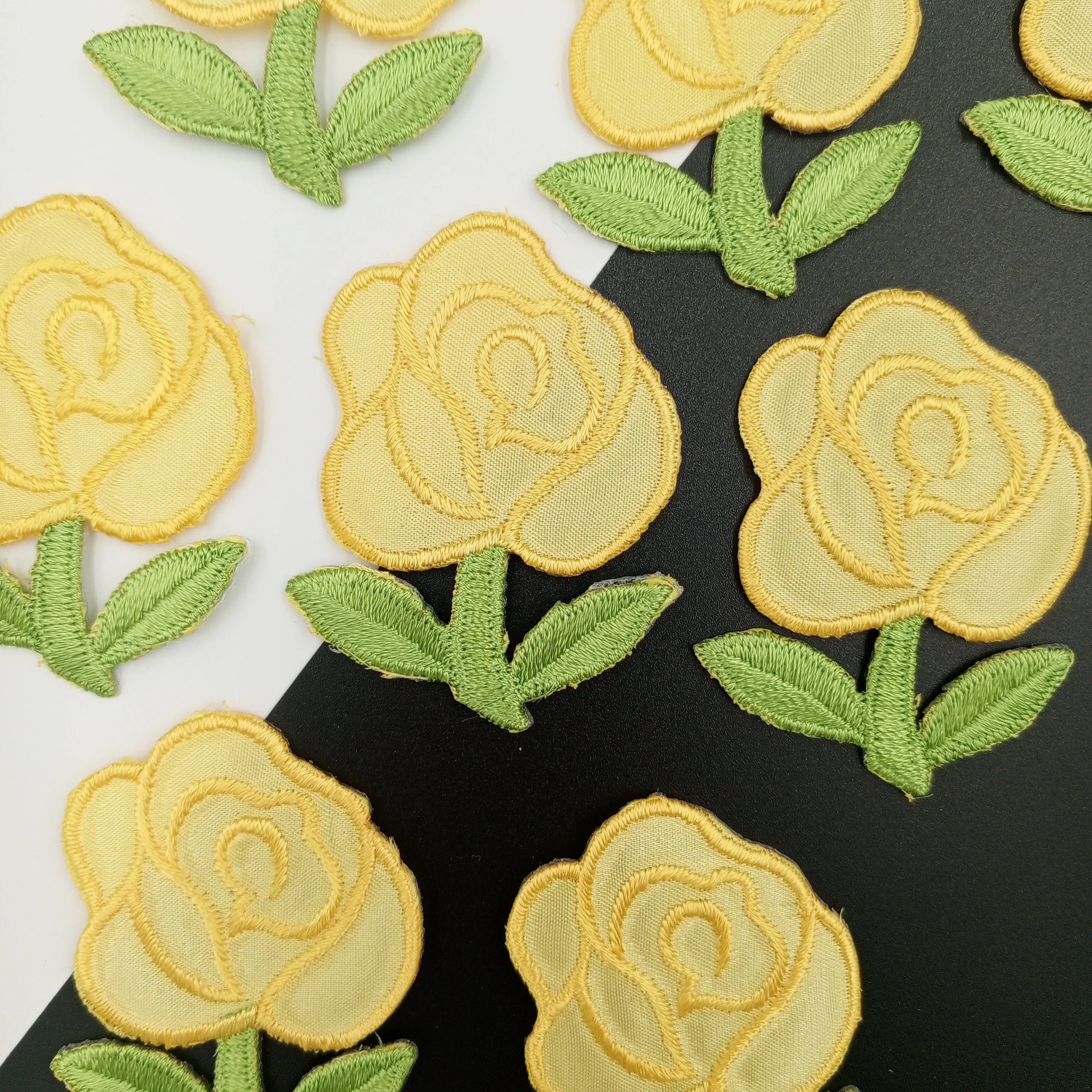 FLORAL VINTAGE appliques yellow green flower Patches #271