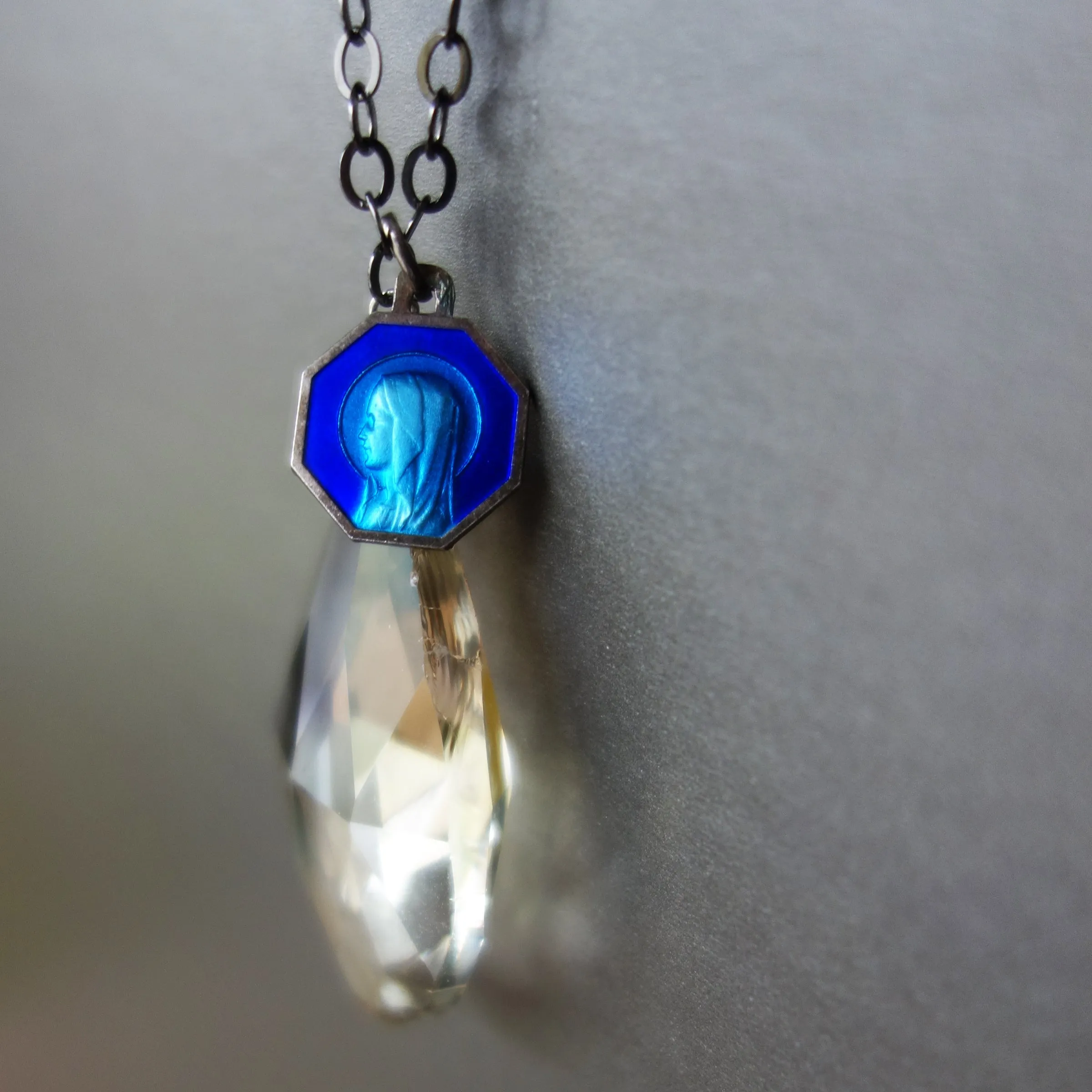 Hall of Mirrors Necklace (Wanderlust Paris)