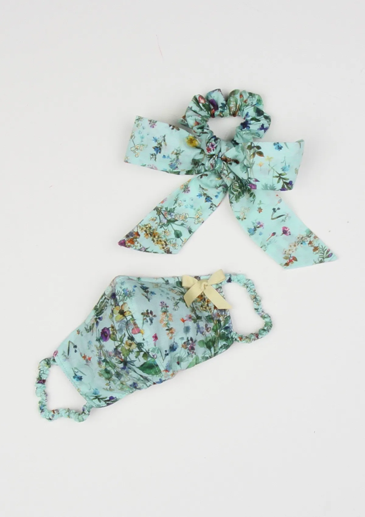 Heirloom Ribbon Scrunchie, Botanical Garden, Mint