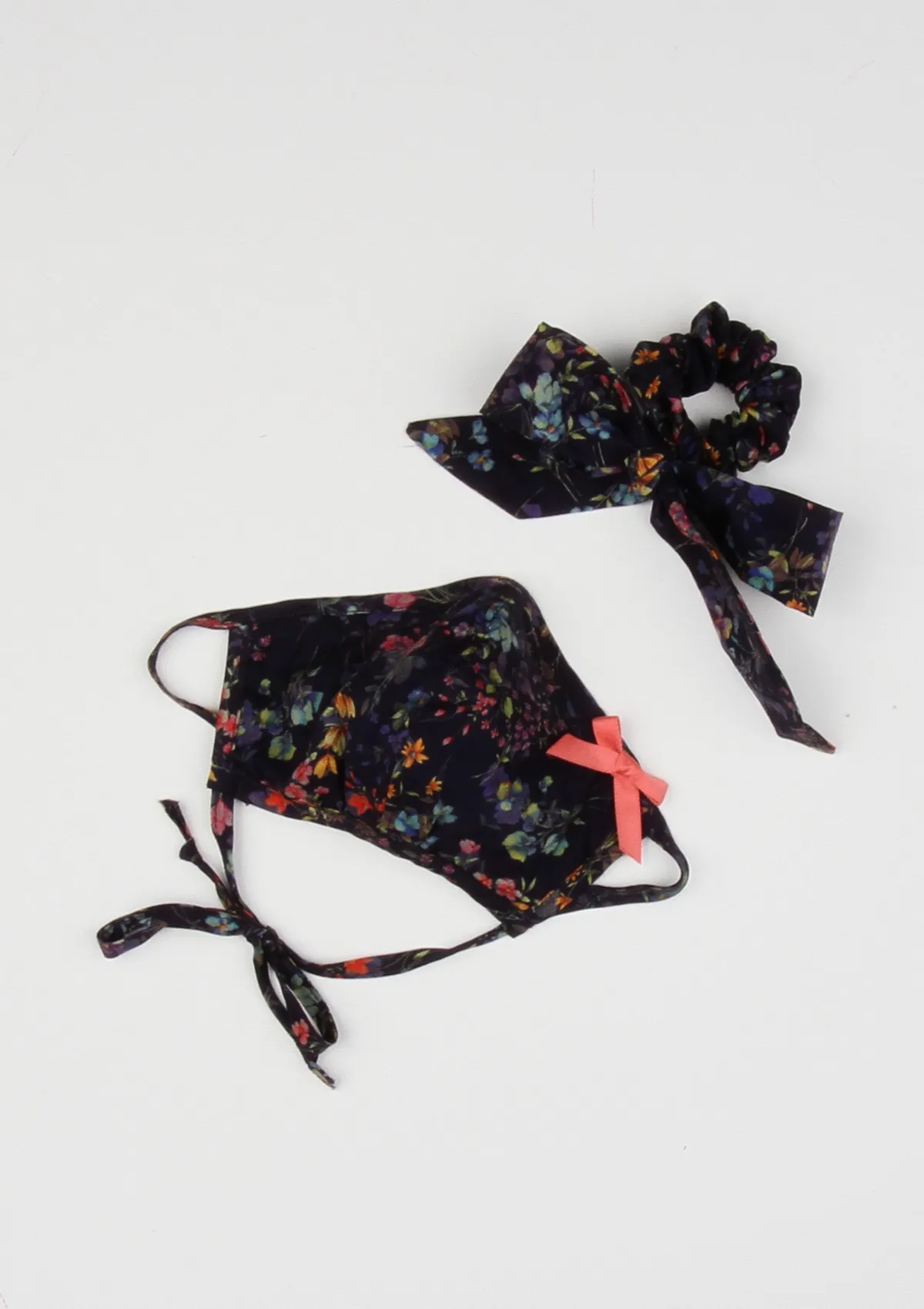 Heirloom Ribbon Scrunchie, Botanical Garden, Navy