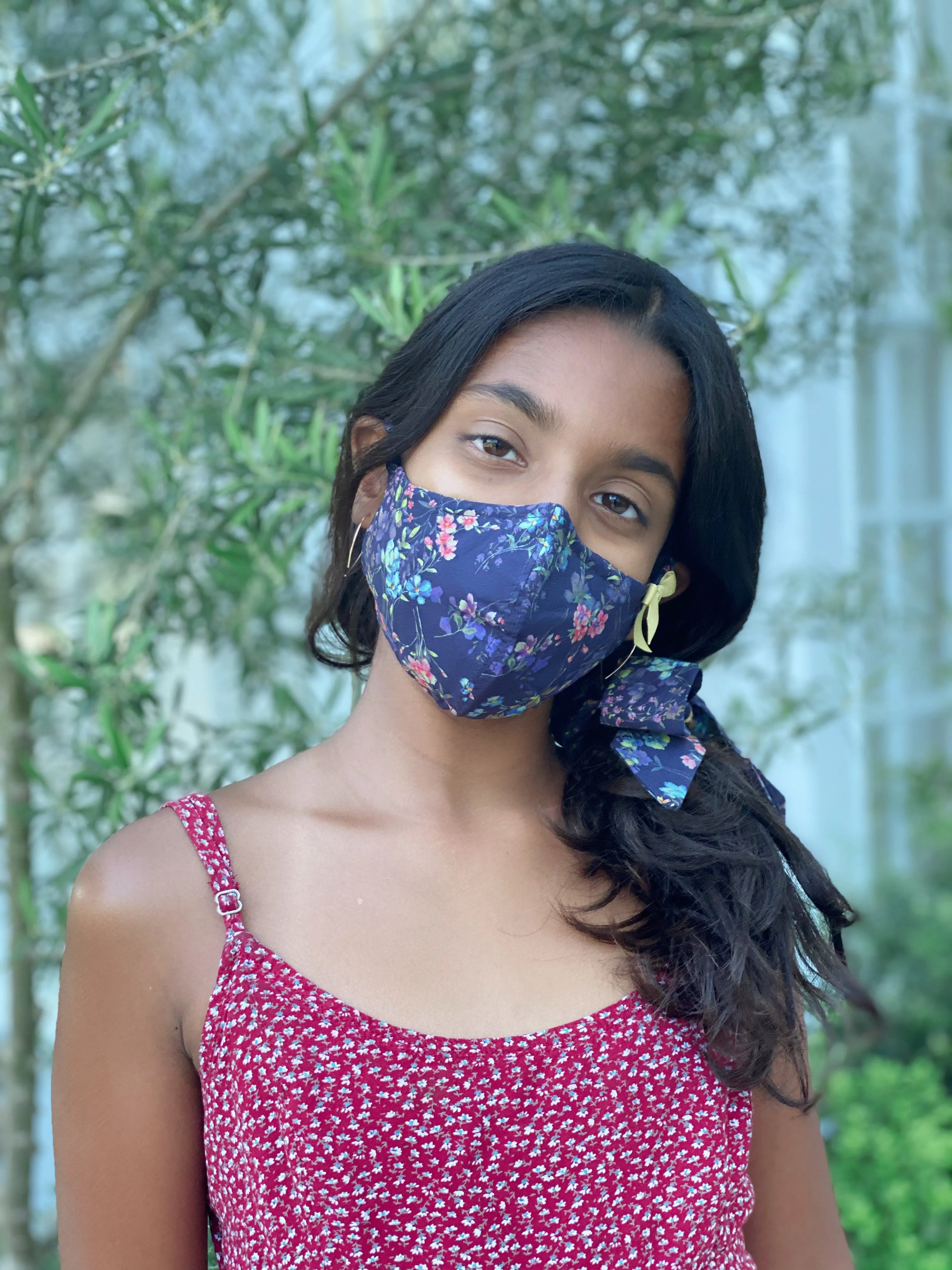 Heirloom Ribbon Scrunchie, Botanical Garden, Navy