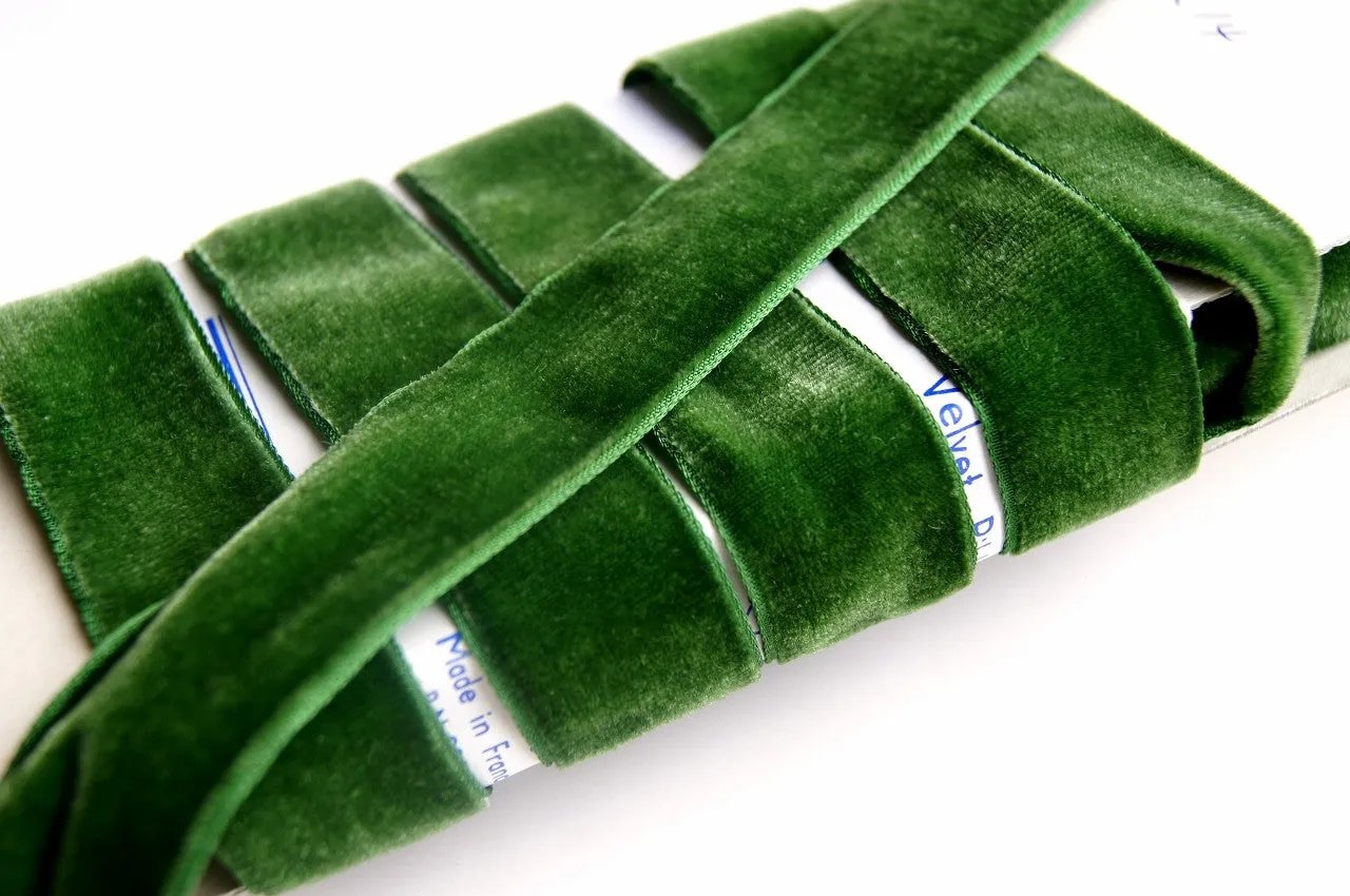 Hunter Green Velvet Ribbon Vintage from France 24mm