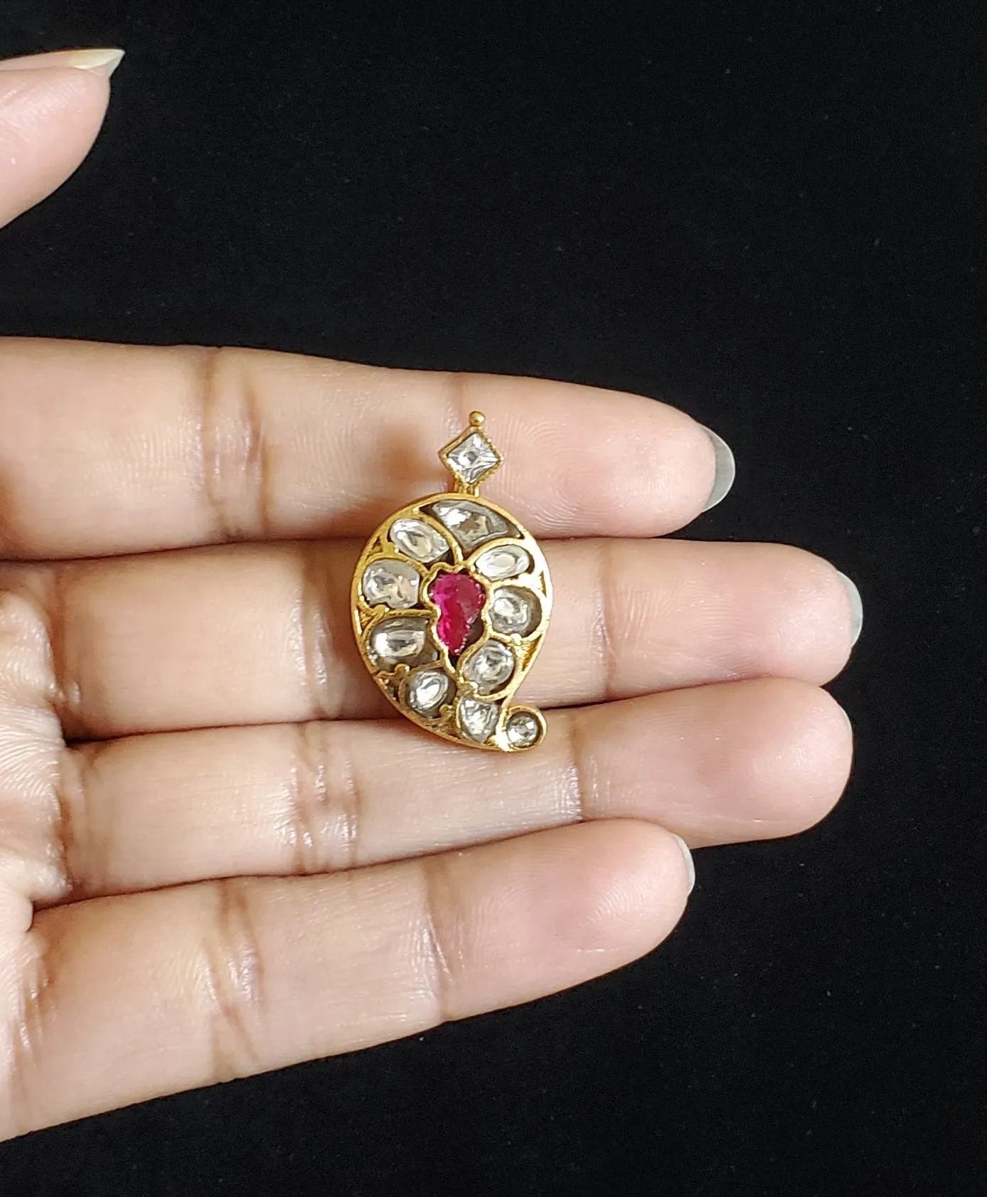 Jadau Kundan Simple Pendant Mango Design U20
