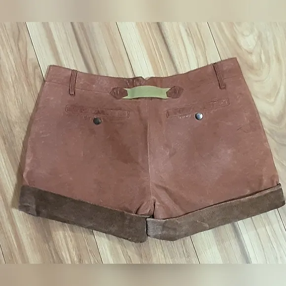 Jakett…etc Anthropologie Brown Flat Front Suede Leather Shorts Size 8.