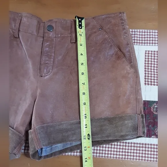 Jakett…etc Anthropologie Brown Flat Front Suede Leather Shorts Size 8.