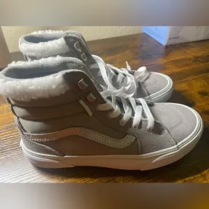 Kids Vans Filmore Hi Vansguard Size-4