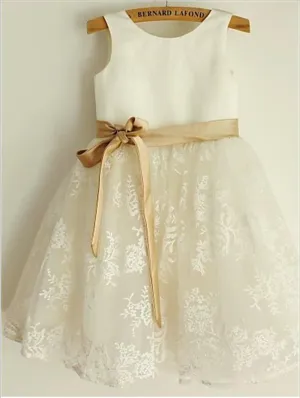 Lace Princess Scoop Tea Length Flower Girl Dresses With Bowknot