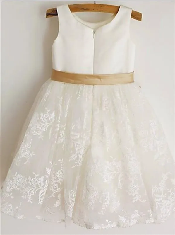 Lace Princess Scoop Tea Length Flower Girl Dresses With Bowknot