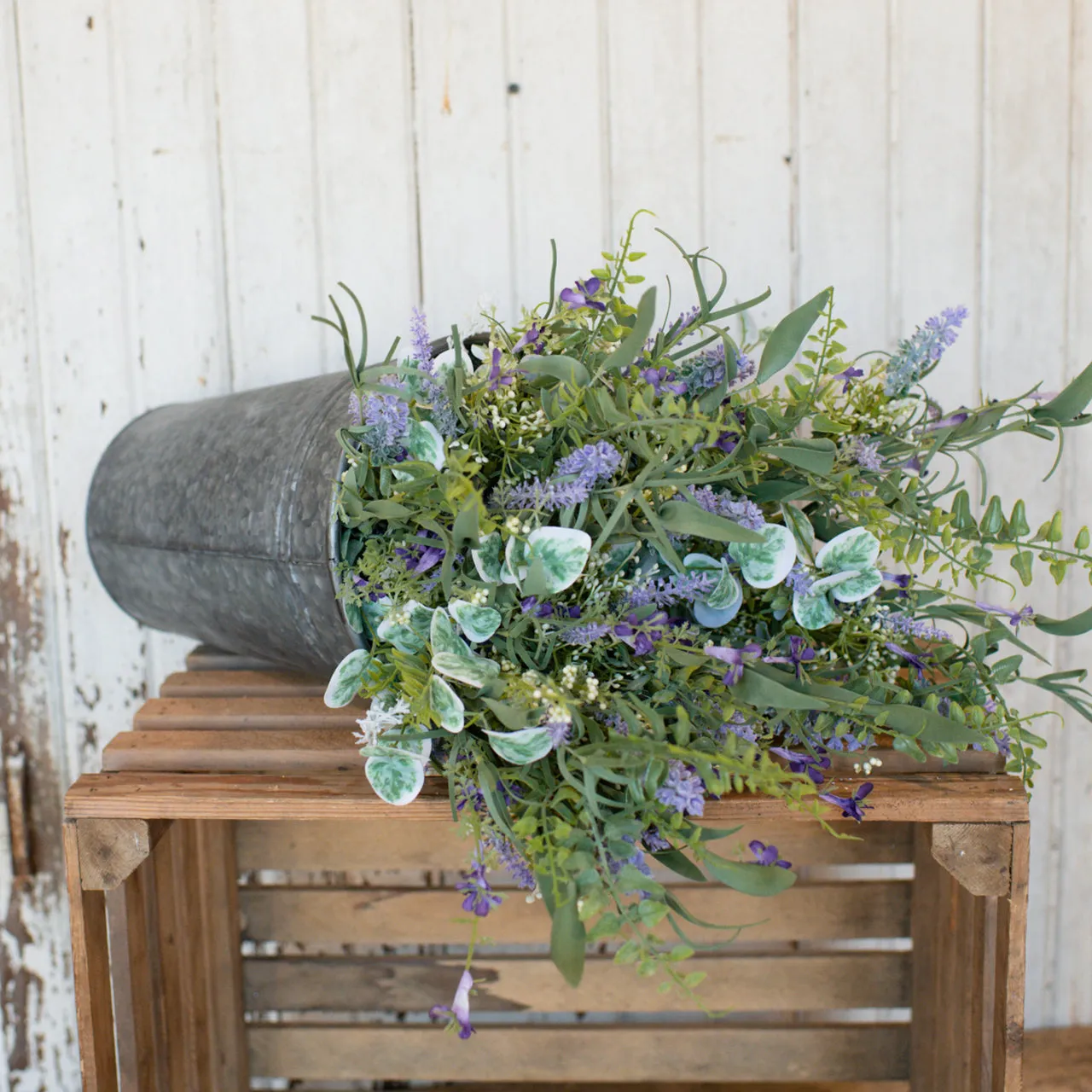 Lavender & Mixed Leaves Pick