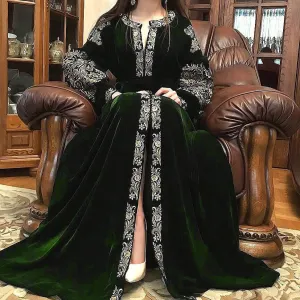 Long velvet kaftan with embroidery