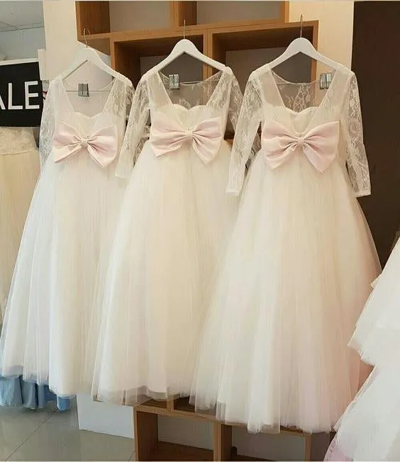 Lovely Puffy Tulle Backless Flower Girl Dresses with Long Lace Sleeves 2018