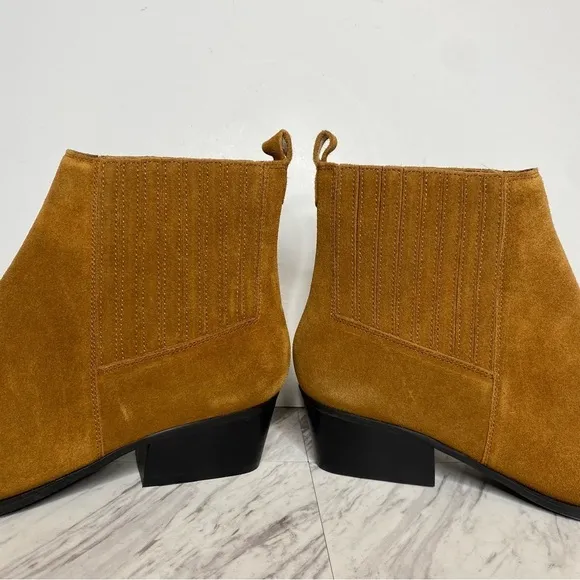 Marc Fisher Yarita Brown Suede Bootie 11M