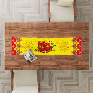 Mirchi Table Runner