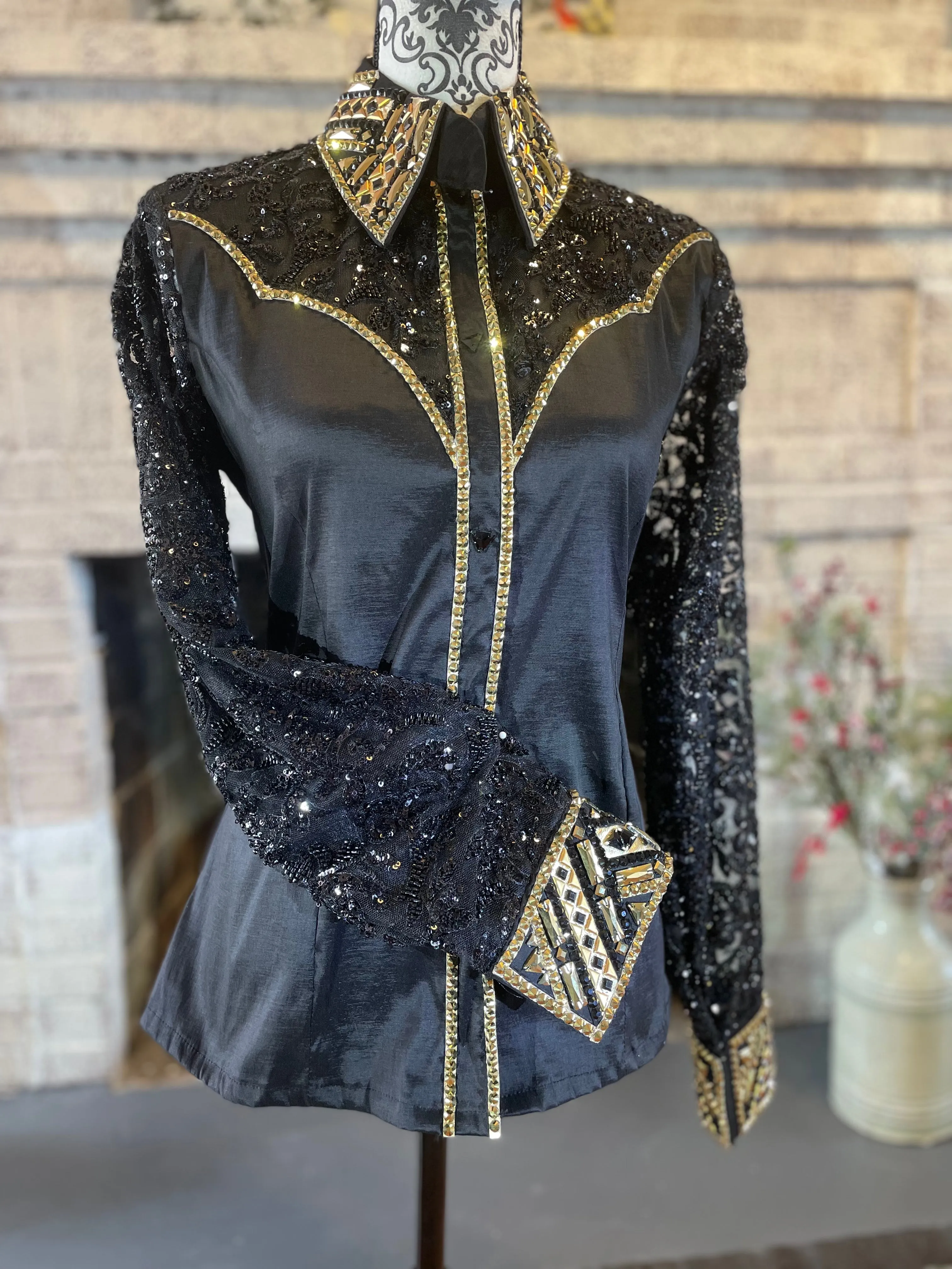 Modern Horsewoman Medium day shirt