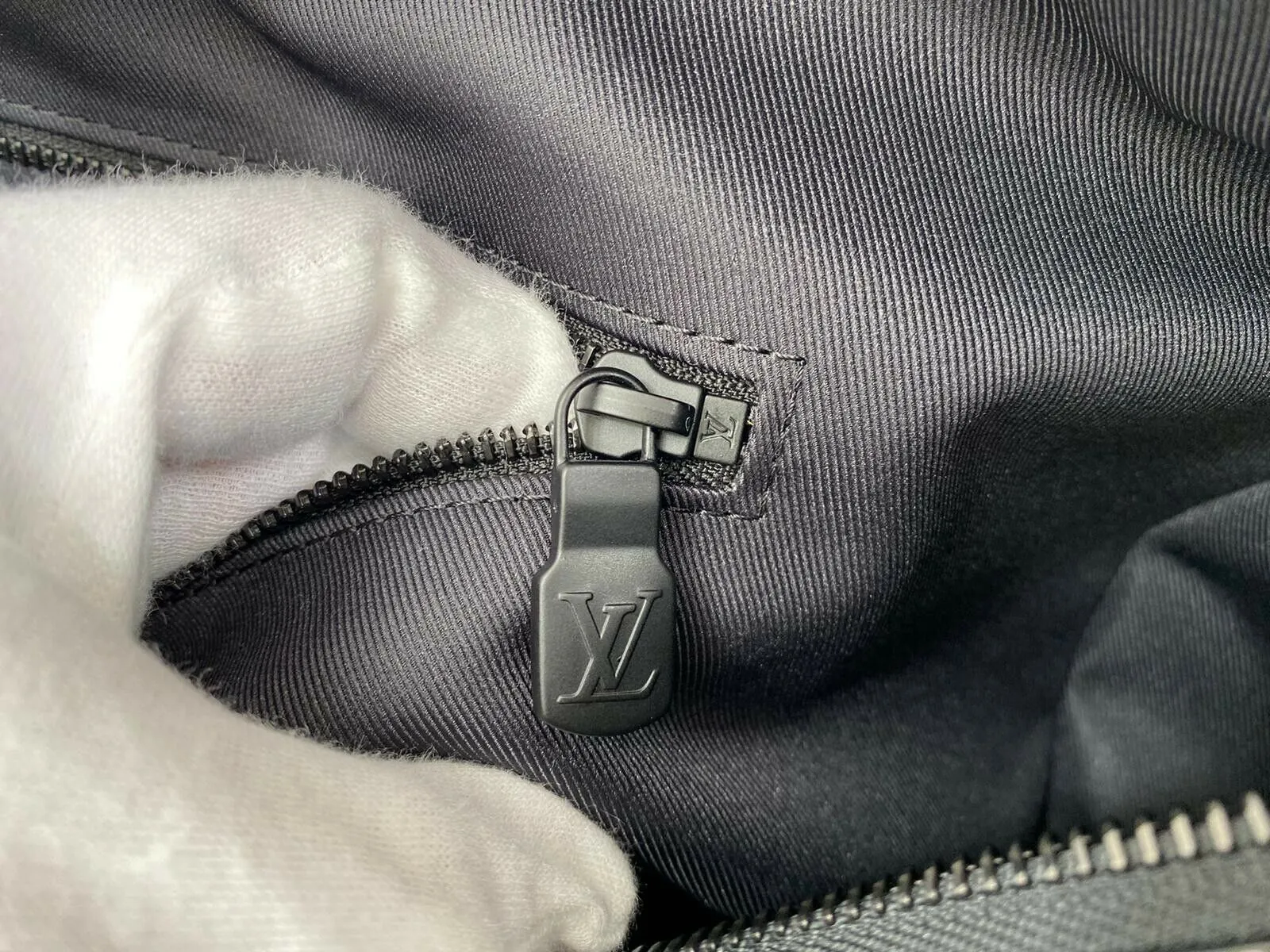 Monogram Glaze Keepall Bandouliere 50
