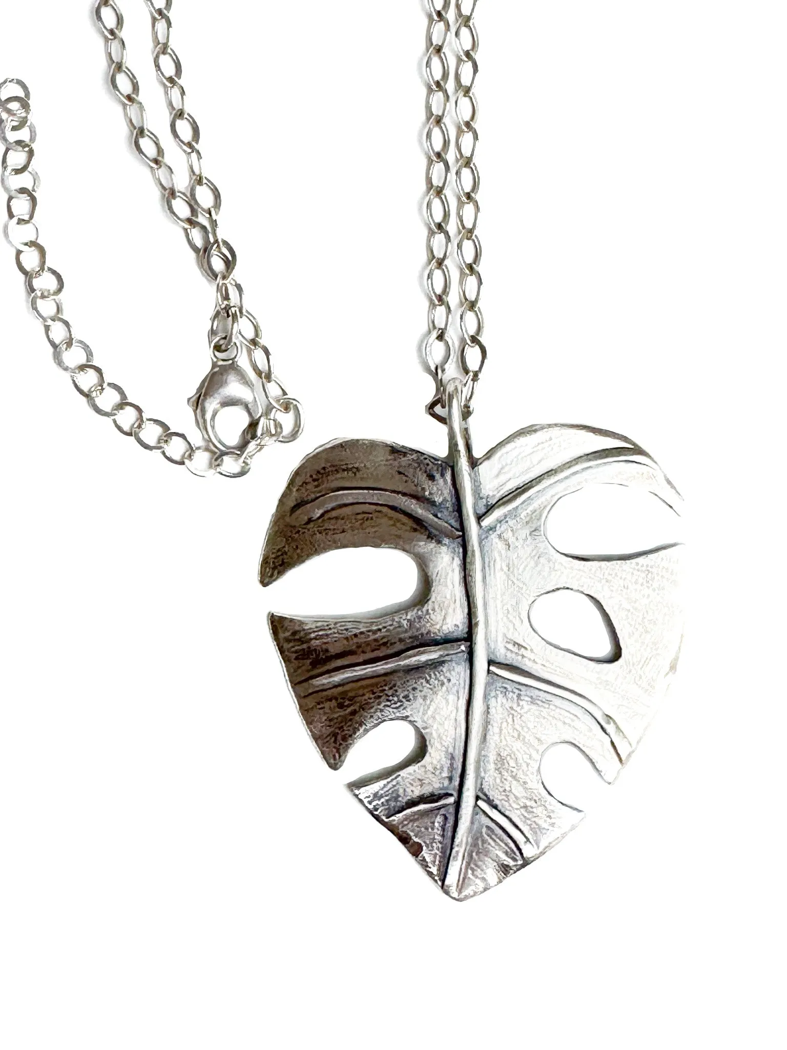 Monstera Necklace (large)