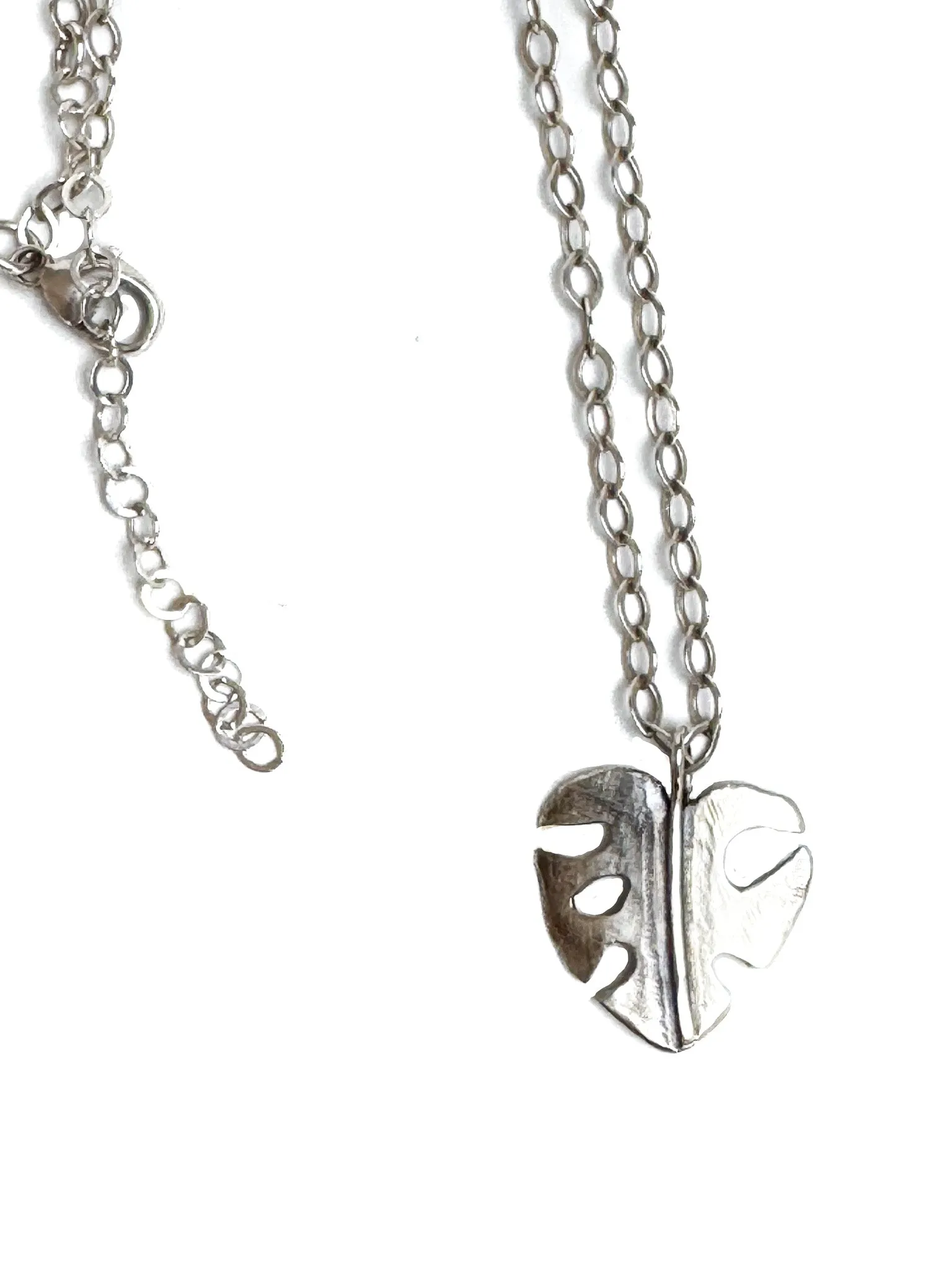 Monstera Necklace (Small)