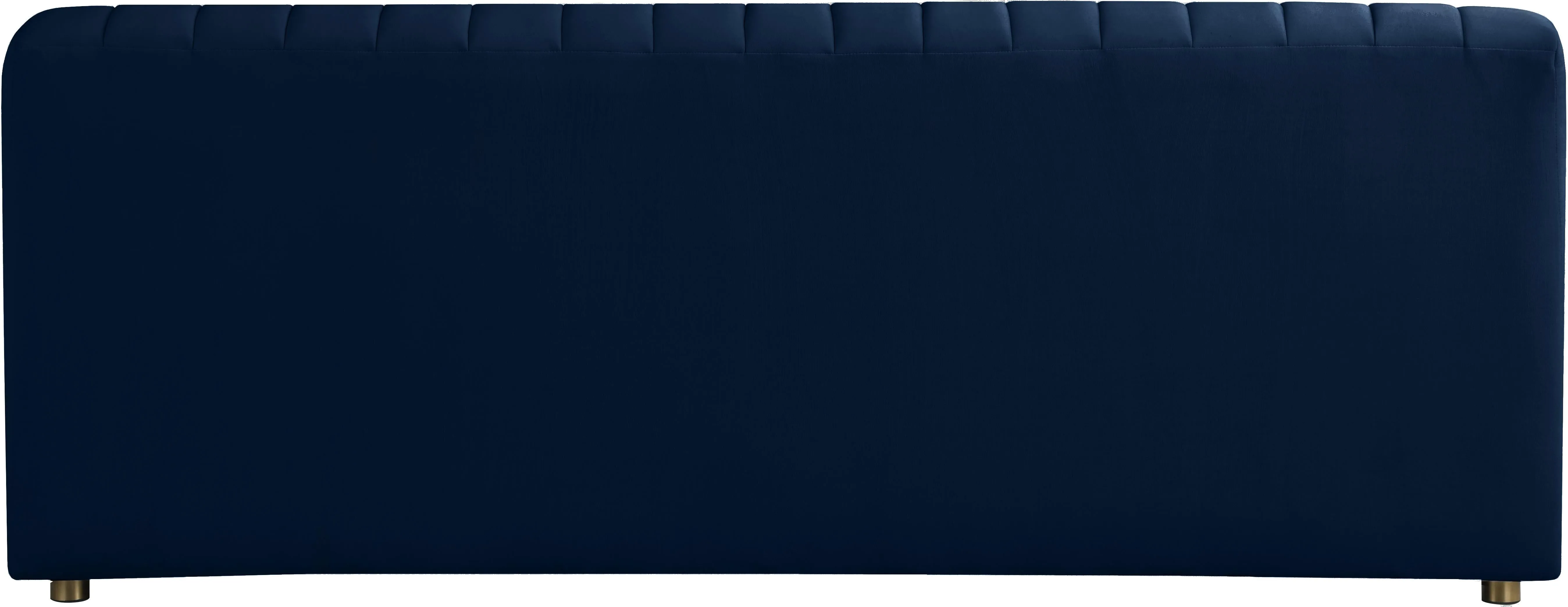 Naya Navy Velvet Loveseat