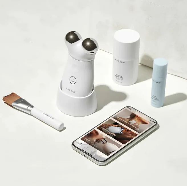 NUFACE Trinity  Pro Smart Device Facial Toning Kit
